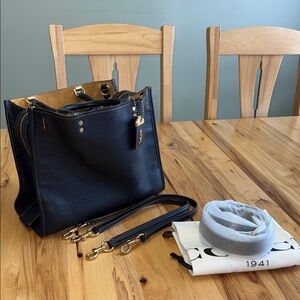 SOLD - Rogue Bag
In Regenerative Leather